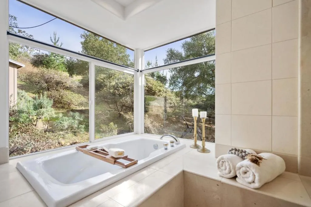 1925 Caterina Way, Royal Oaks, California 95076 home-pic-21