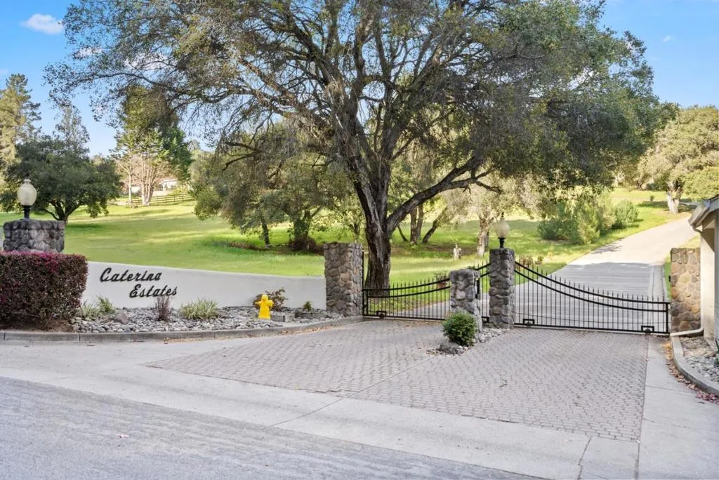 1925 Caterina Way, Royal Oaks, California 95076 home-pic-35