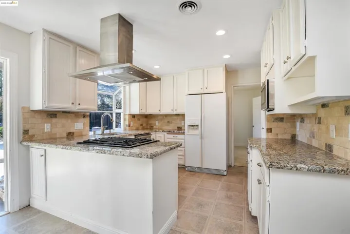 1878 Andrews Dr, Concord, California 94521