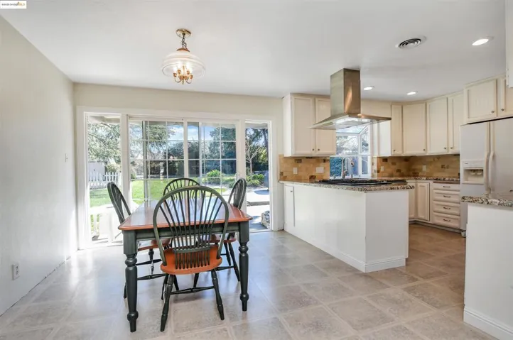 1878 Andrews Dr, Concord, California 94521