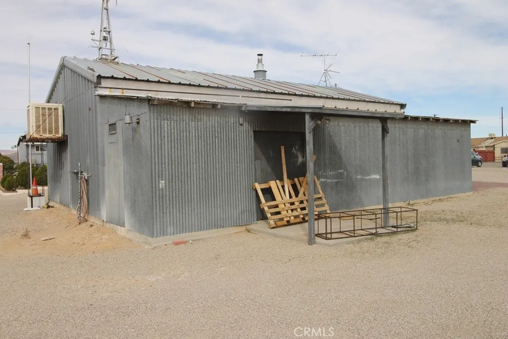 250 Faith Lane, Barstow, California 92311 home-pic-48