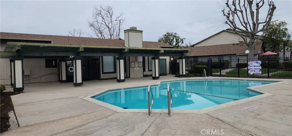 23230 Orange Avenue 2, Lake Forest, California 92630 home-pic-25