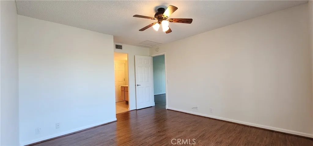 23230 Orange Avenue 2, Lake Forest, California 92630 home-pic-17