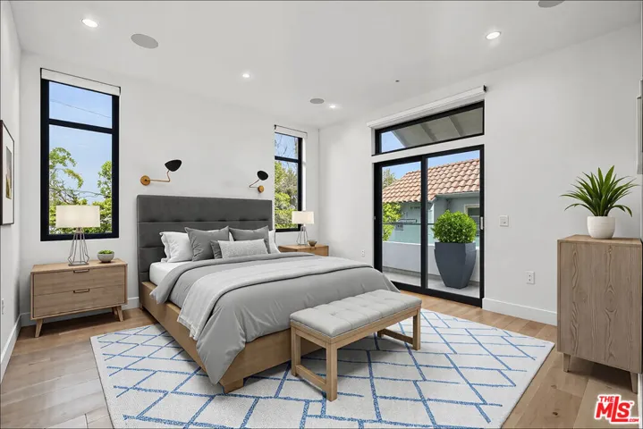 1037 21st Street, Santa Monica, California 90403