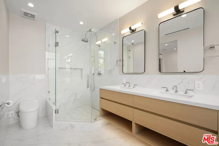 1037 21st Street, Santa Monica, California 90403