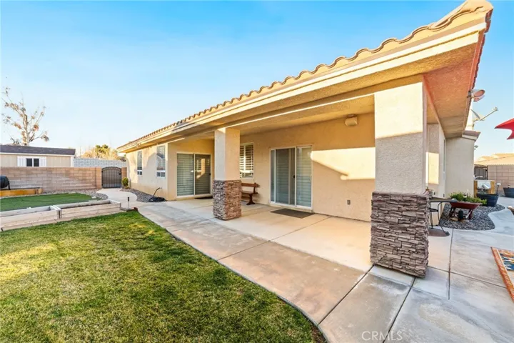 12770 Amberwood Lane, Victorville, California 92395