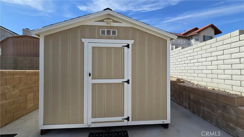 12770 Amberwood Lane, Victorville, California 92395