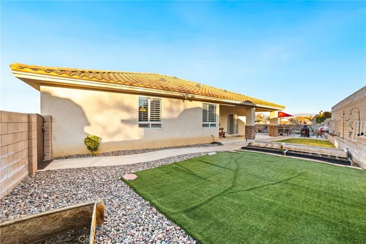 12770 Amberwood Lane, Victorville, California 92395
