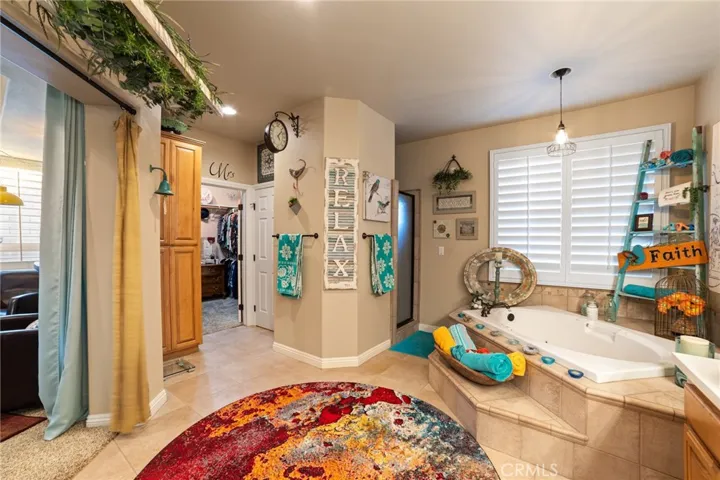 12770 Amberwood Lane, Victorville, California 92395