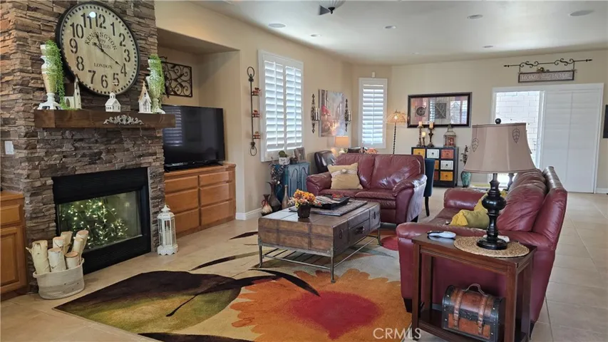 12770 Amberwood Lane, Victorville, California 92395