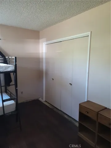 Guest Bedroom 1 Closet