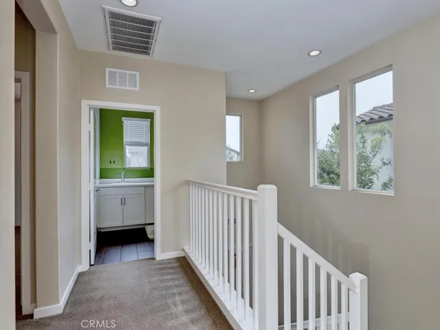 37 Clover, Lake Forest, California 92630
