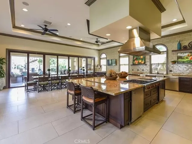 37 Clover, Lake Forest, California 92630