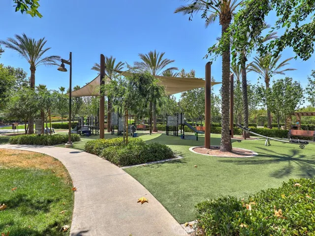37 Clover, Lake Forest, California 92630