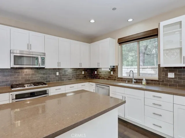 37 Clover, Lake Forest, California 92630