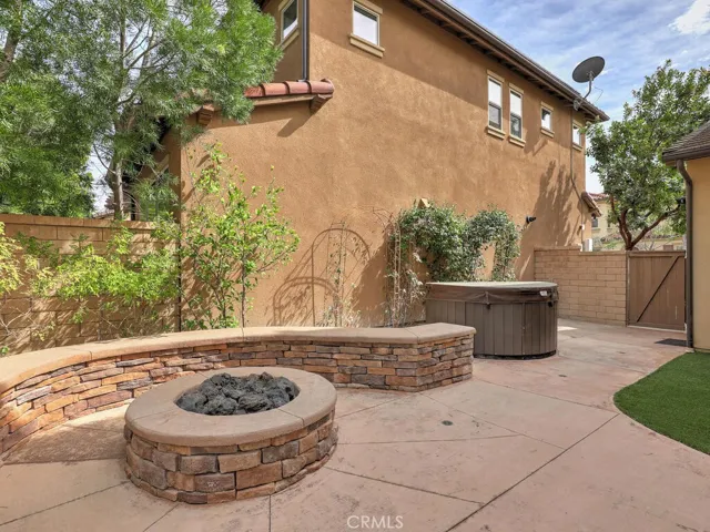 37 Clover, Lake Forest, California 92630