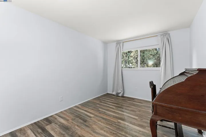 1715 Agadir St, Concord, California 94518