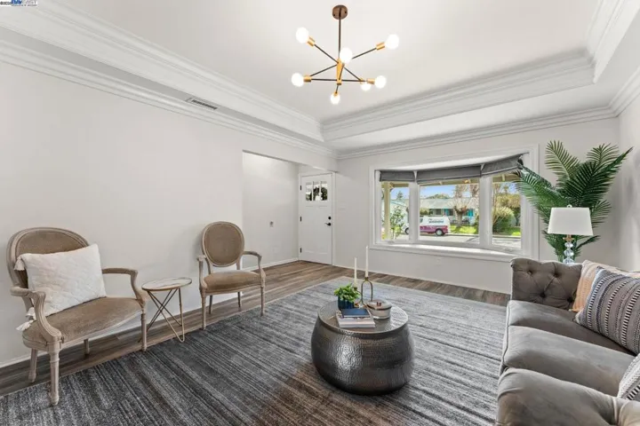 1715 Agadir St, Concord, California 94518