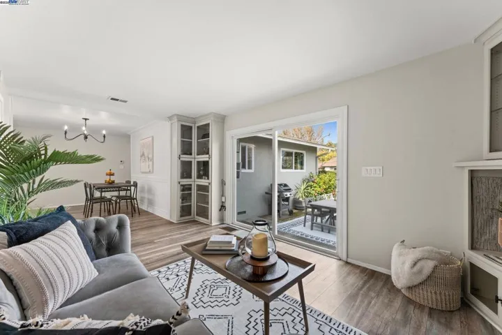 1715 Agadir St, Concord, California 94518