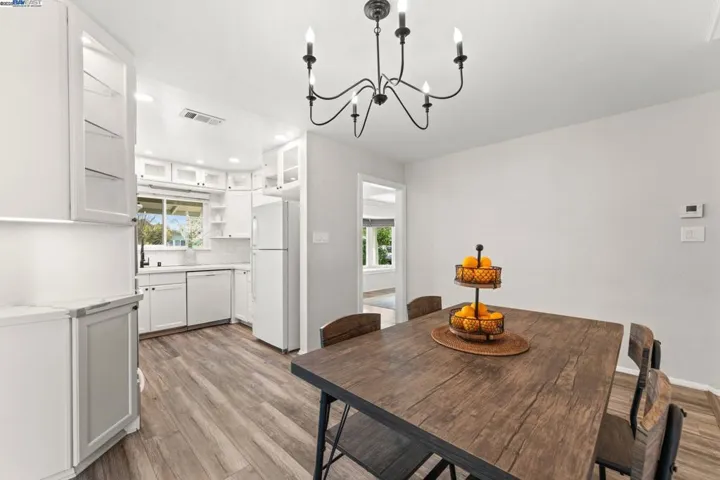 1715 Agadir St, Concord, California 94518