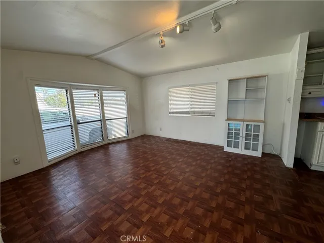 327 W Wilson Street 108, Costa Mesa, California 92627