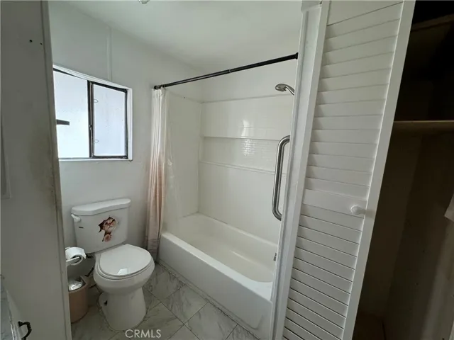 327 W Wilson Street 108, Costa Mesa, California 92627
