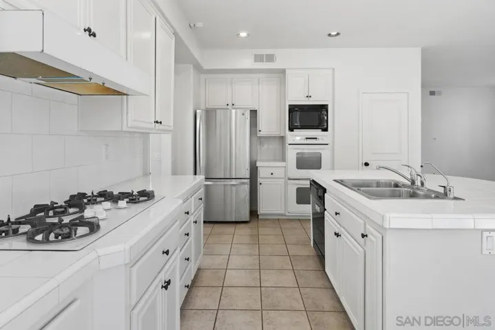 4973 Brookburn Dr, San Diego, California 92130