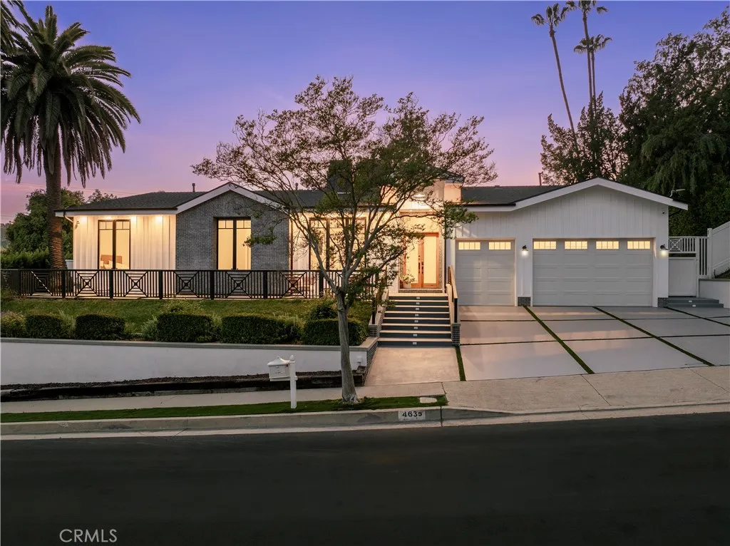 4635 Brewster Drive, Tarzana, California 91356, 5 Bedrooms Bedrooms, ,6 BathroomsBathrooms,Residential,For Sale,Brewster,SR25043907