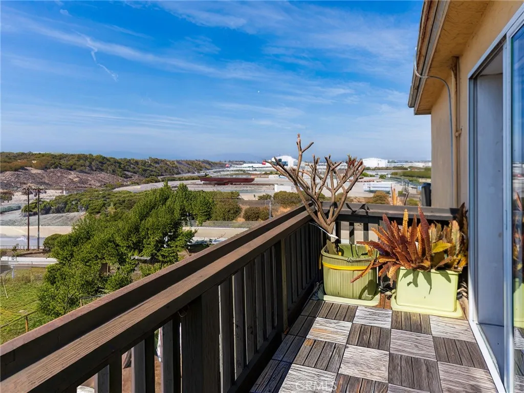 770 W Imperial Avenue 100, El Segundo, California 90245 home-pic-18