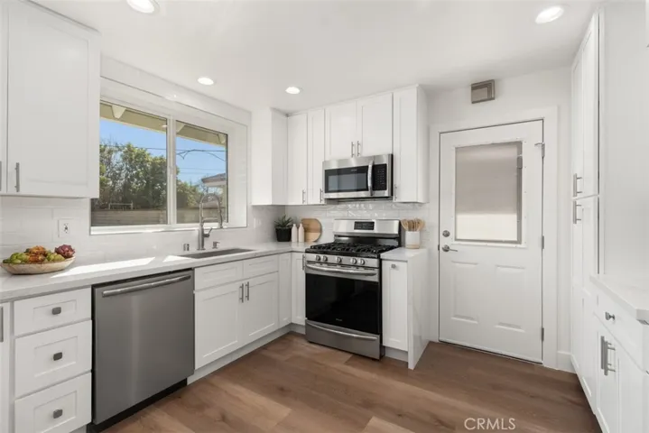 2534 Angelcrest Drive, Hacienda Heights, California 91745