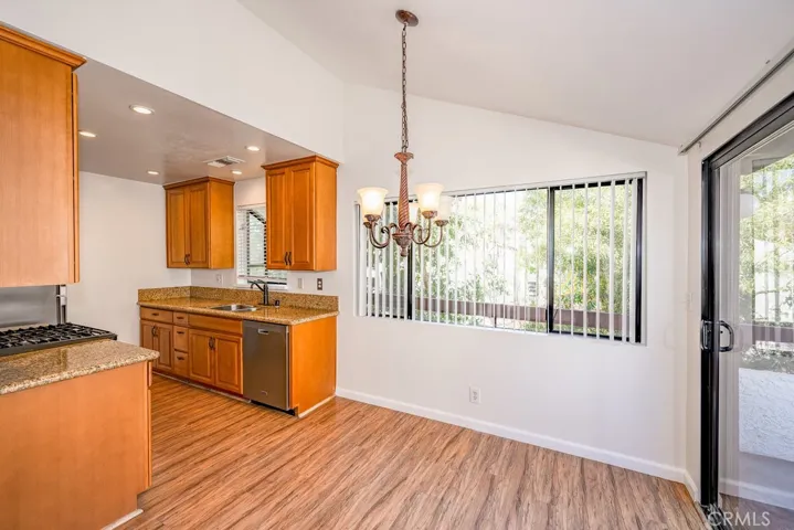 27930 Tyler Lane 402, Canyon Country, California 91387