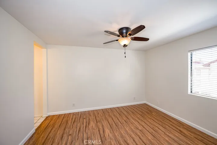 27930 Tyler Lane 402, Canyon Country, California 91387