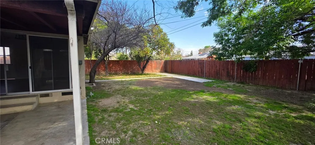 7252 Rhea Avenue, Reseda, California 91335 home-pic-5