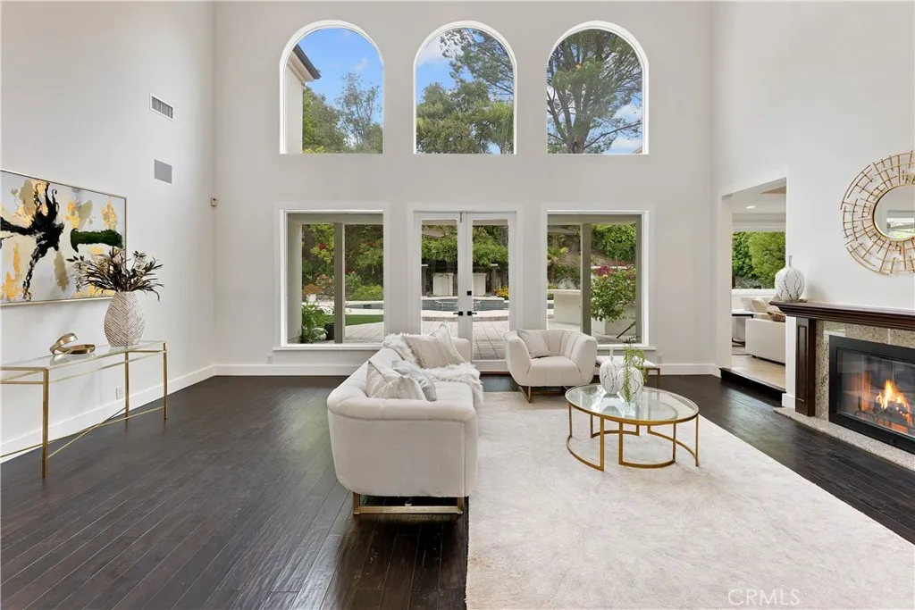 gallery-image 3