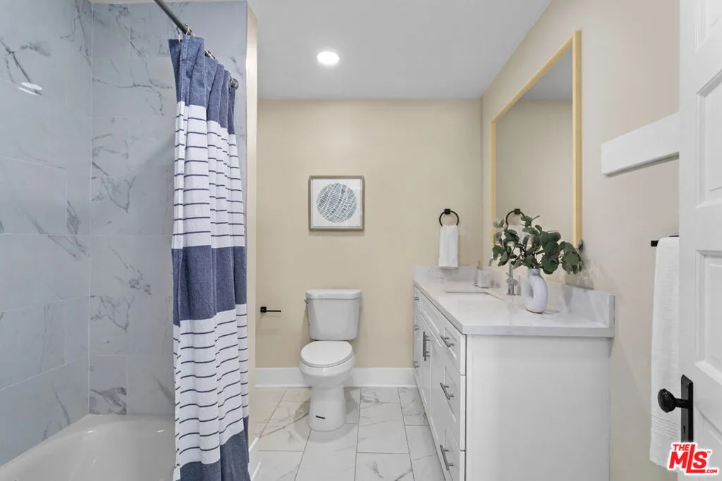 2851 Guirado Street, Los Angeles, California 90023 home-pic-13