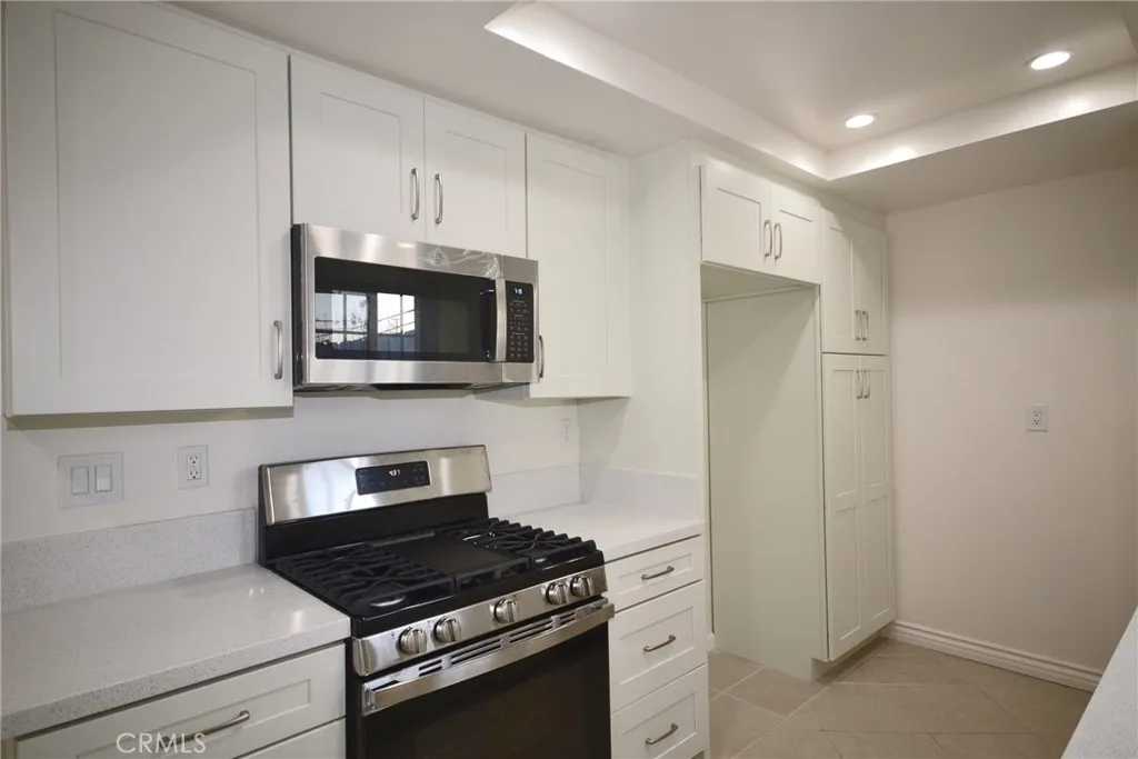 25602 Belle Porte Avenue 103, Harbor City, California 90710 home-pic-3