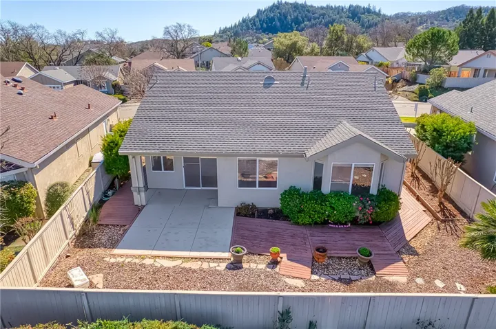 150 Clover Springs Drive, Cloverdale, California 95425