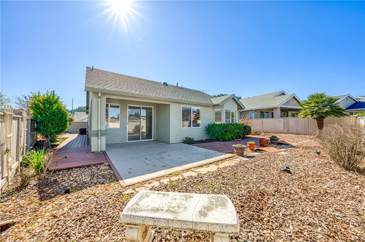150 Clover Springs Drive, Cloverdale, California 95425