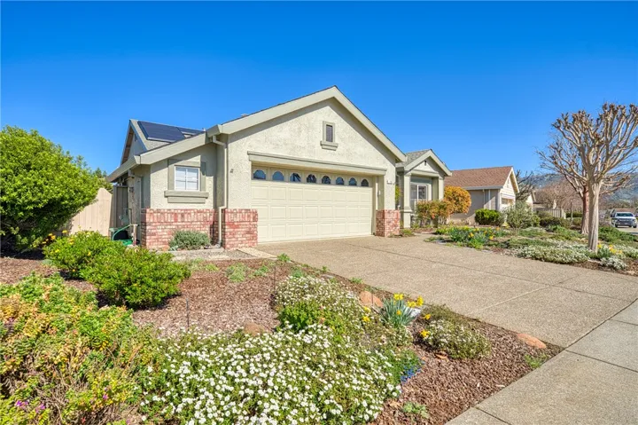 150 Clover Springs Drive, Cloverdale, California 95425