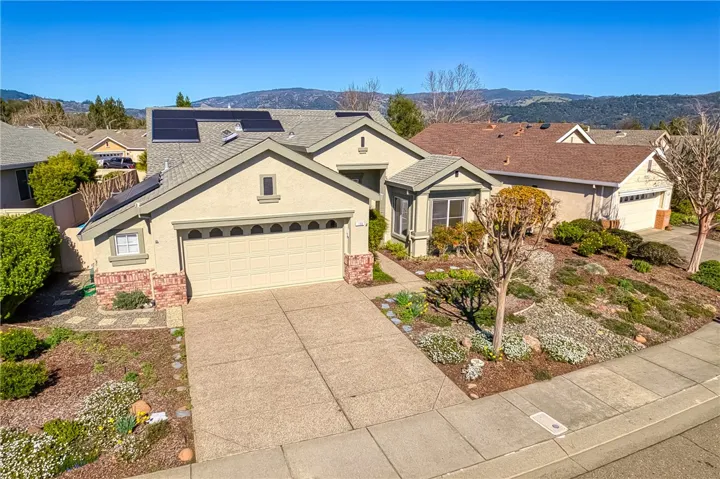 150 Clover Springs Drive, Cloverdale, California 95425