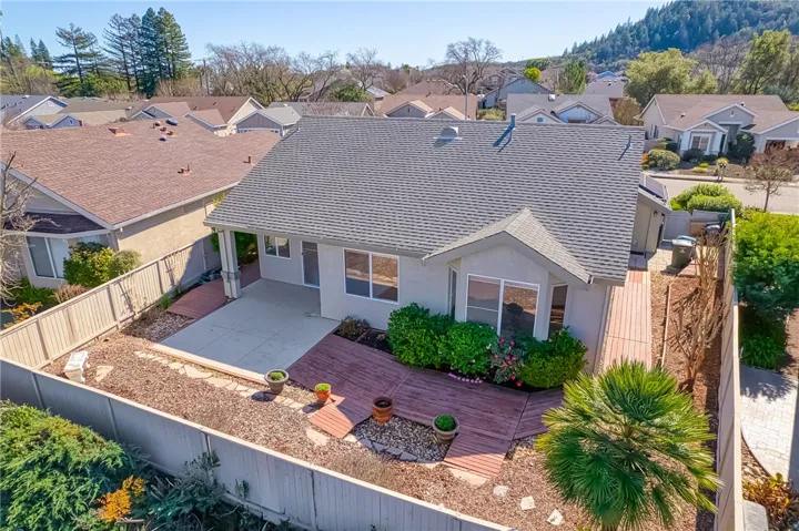 150 Clover Springs Drive, Cloverdale, California 95425