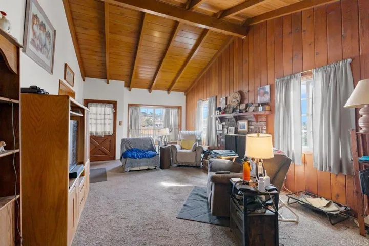 2510 Calle Gaviota, San Diego, California 92139