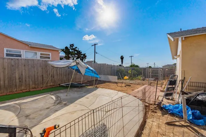2510 Calle Gaviota, San Diego, California 92139