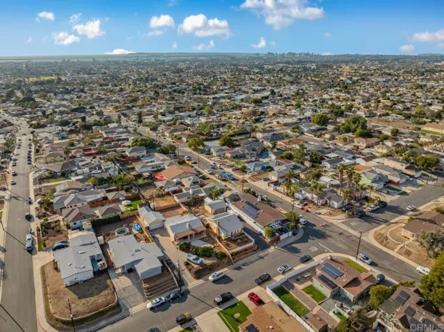 2510 Calle Gaviota, San Diego, California 92139
