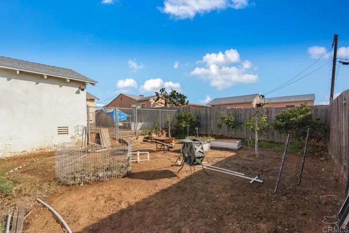 2510 Calle Gaviota, San Diego, California 92139