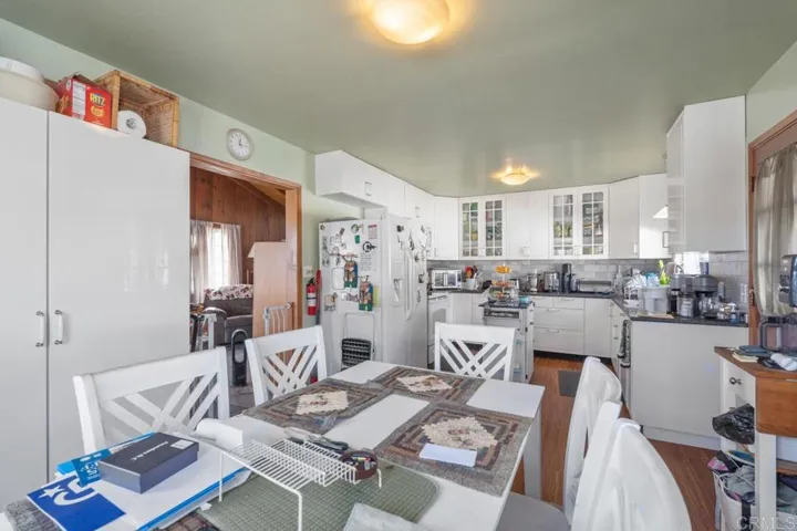 2510 Calle Gaviota, San Diego, California 92139