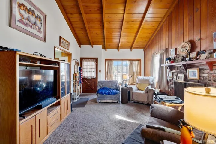 2510 Calle Gaviota, San Diego, California 92139