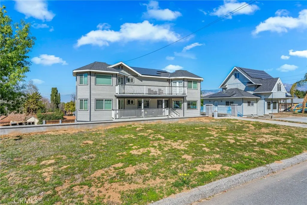 259 E Crescent Avenue, Redlands, California 92373 home-pic-57