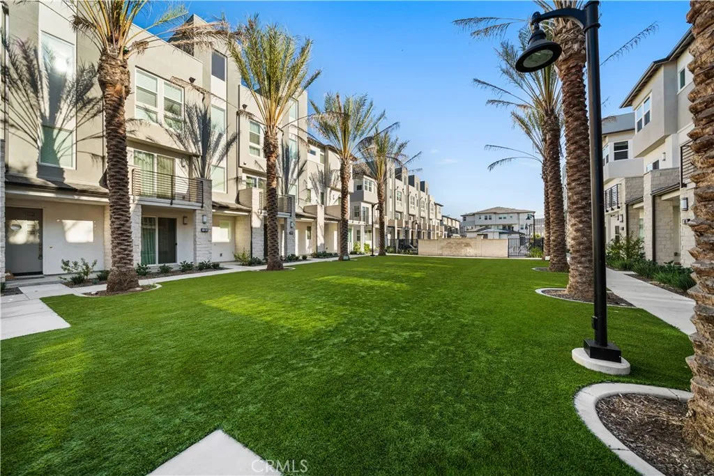 1514 Urbana, Anaheim, California 92805 home-pic-32