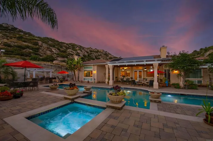 18576 Mahogany Ranch Road, Ramona, California 92065